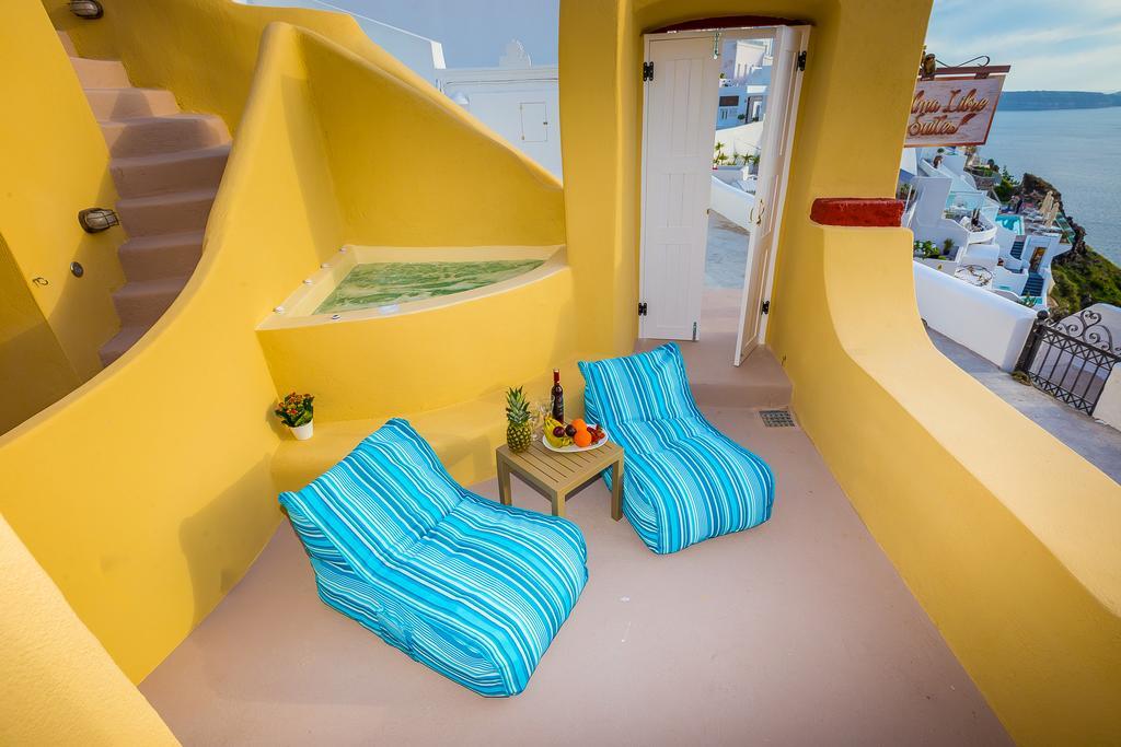 Alma Libre Suites Fira  Exterior foto